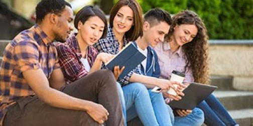 jeunes etudiants-bande-revision