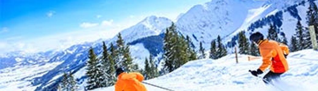 ski deux skieurs piste