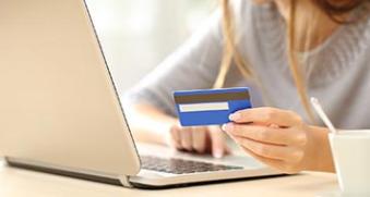 paiement carte ordinateur femme
